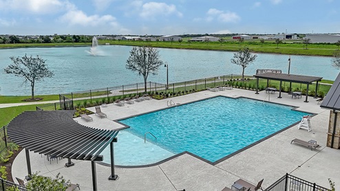 Post Oak Pointe pool