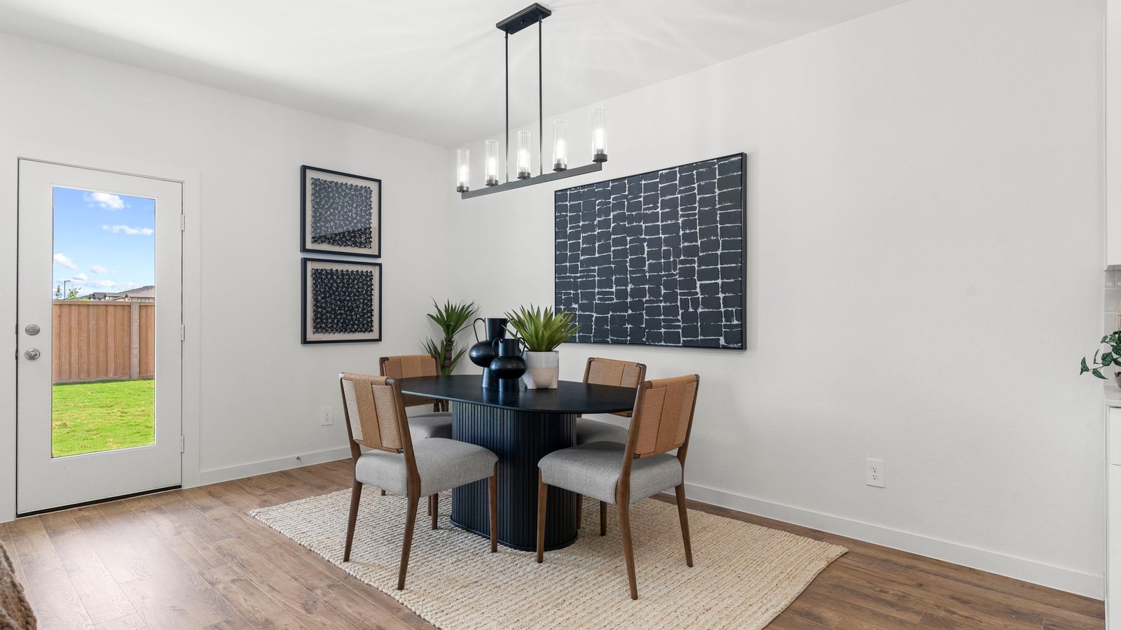 *Images and 3D tour are for illustration only and options may vary from home as built.