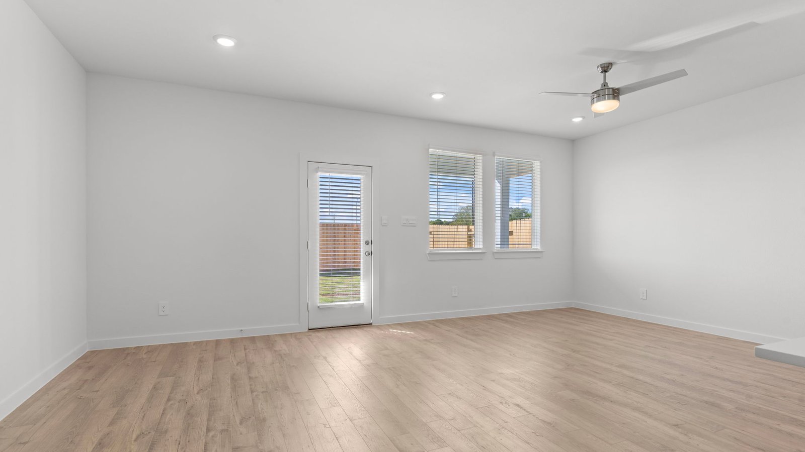 *Images and 3D tour are for illustration only and options may vary from home as built.