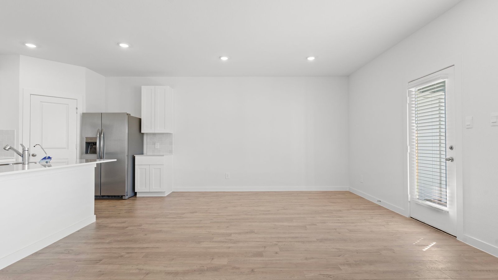 *Images and 3D tour are for illustration only and options may vary from home as built.