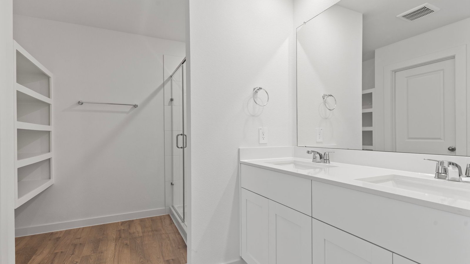 *Images and 3D tour are for illustration only and options may vary from home as built.