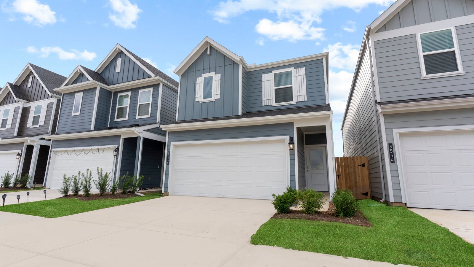 3538 Blackbird Lane exterior