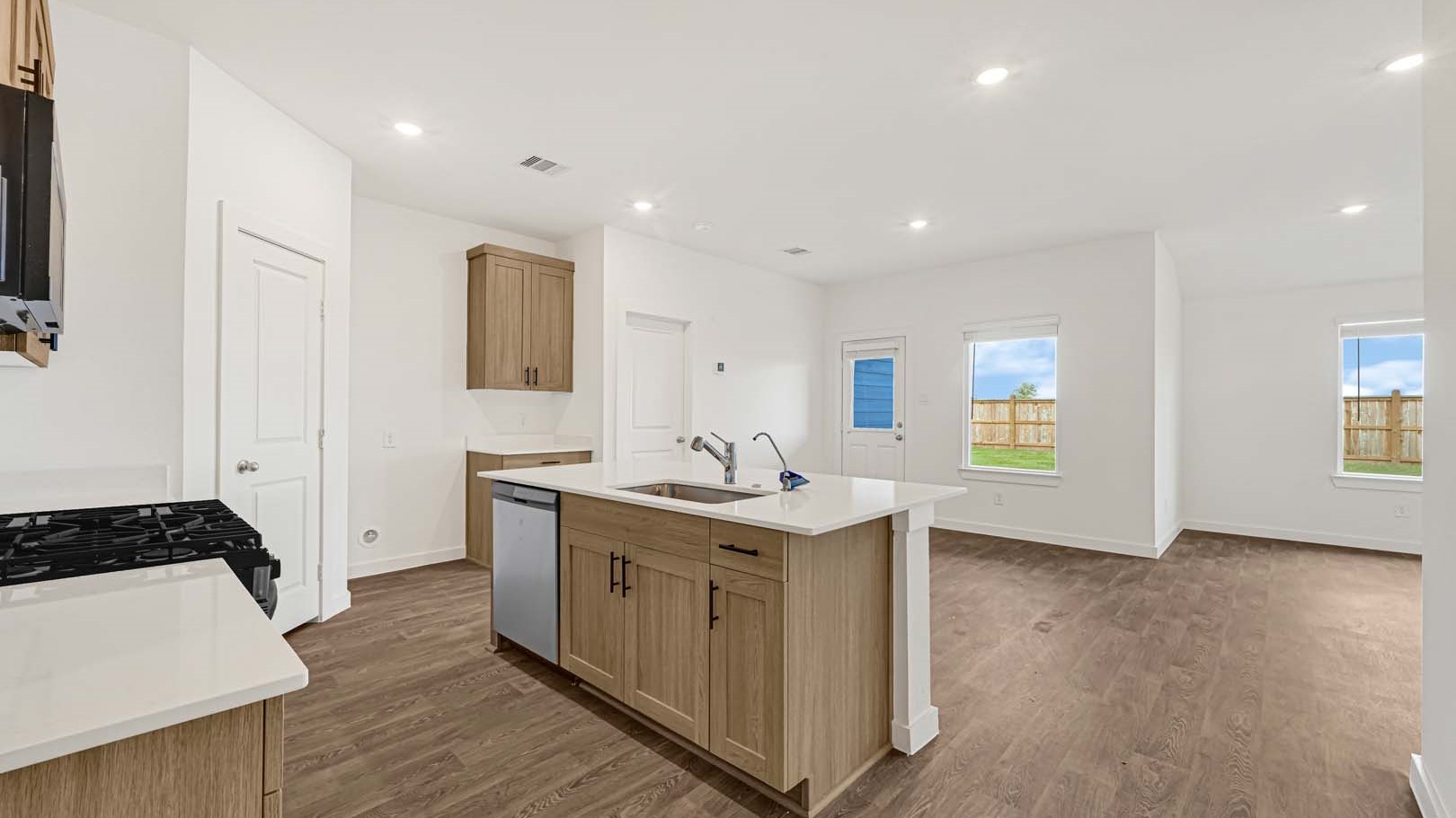 *Images and 3D tour are for illustration only and options may vary from home as built.