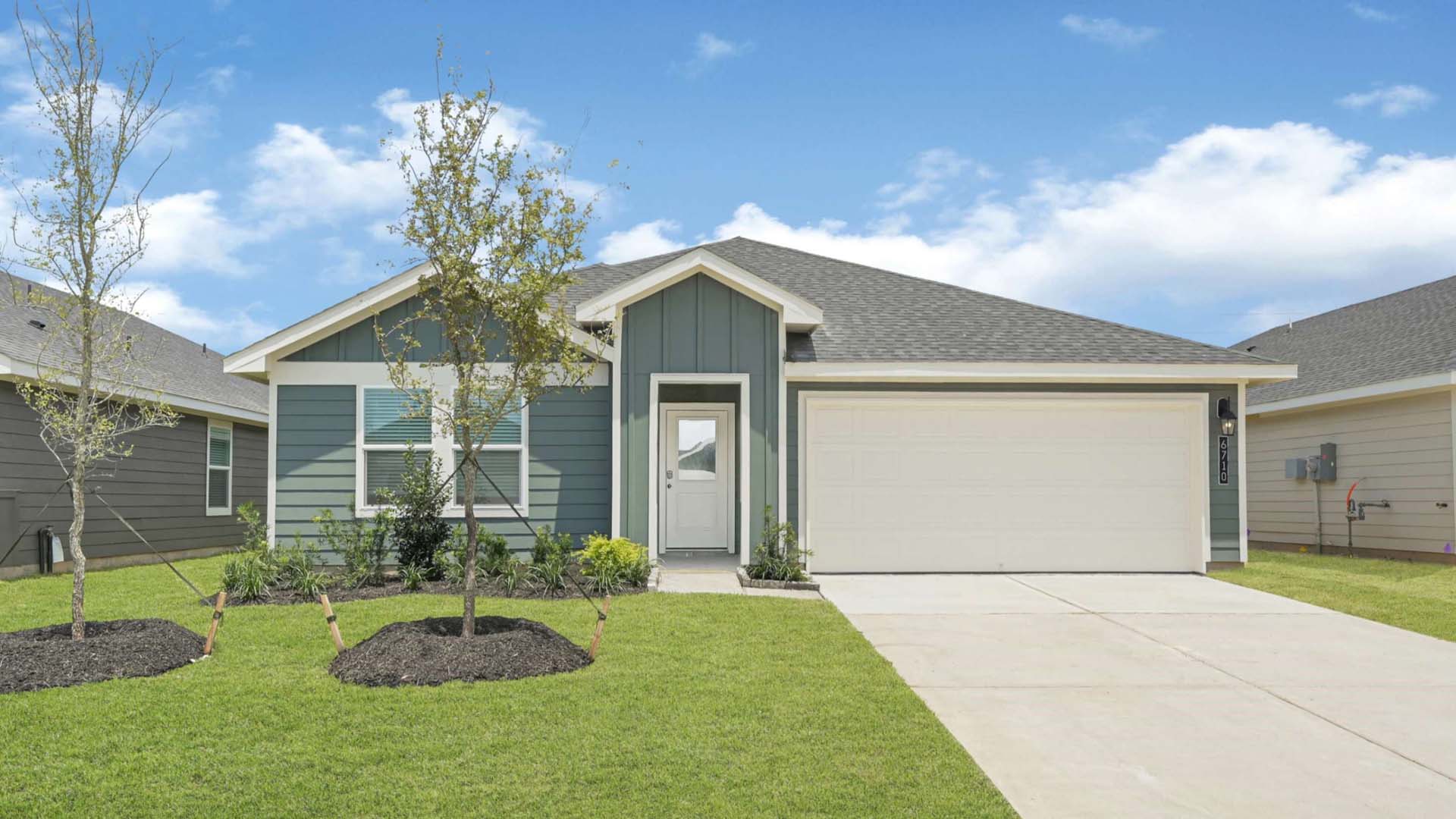 2635 Sunset Bluff Lane exterior