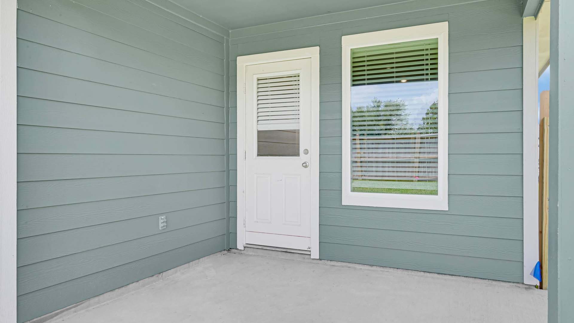 *Images and 3D tour are for illustration only and options may vary from home as built.