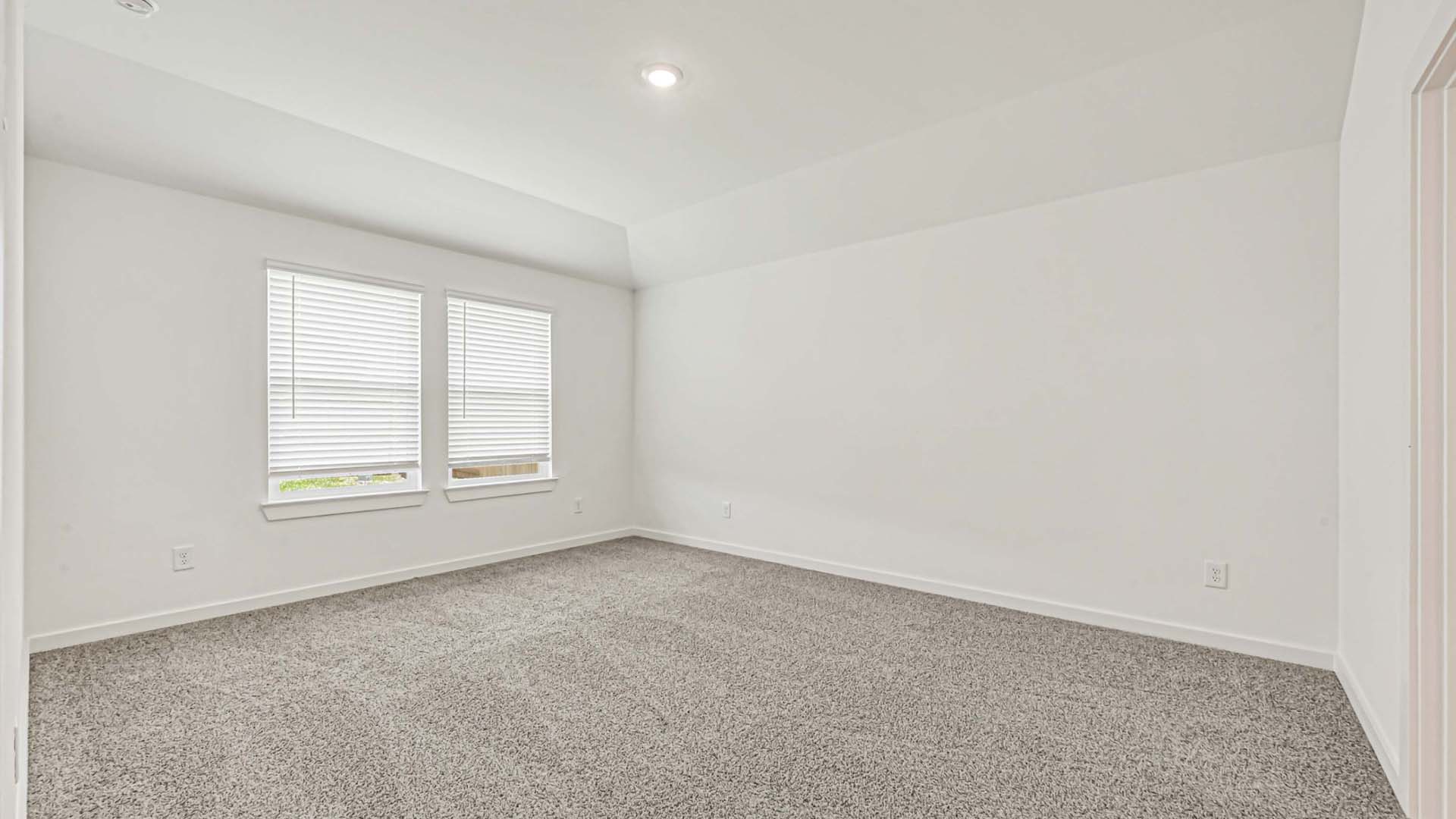 *Images and 3D tour are for illustration only and options may vary from home as built.