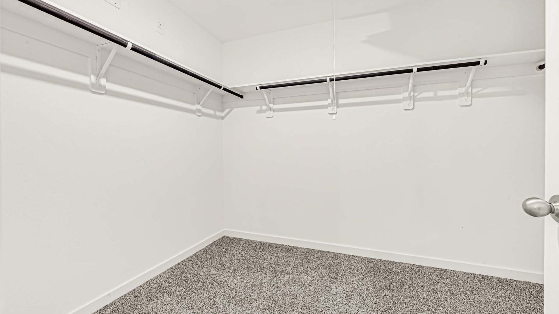 *Images and 3D tour are for illustration only and options may vary from home as built.