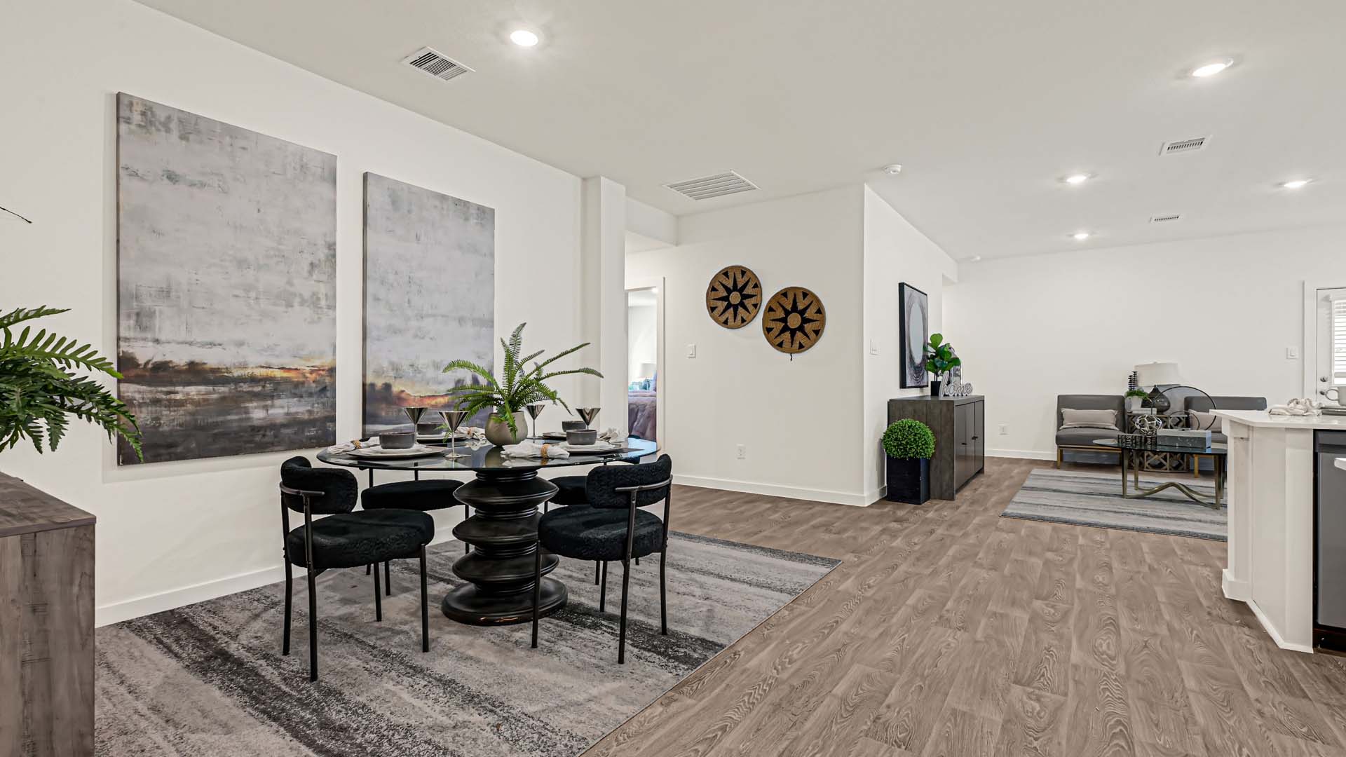 *Images and 3D tour are for illustration only and options may vary from home as built.