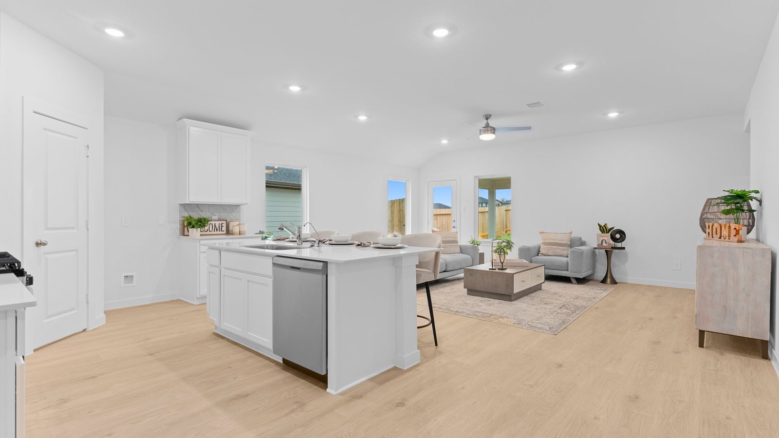 *Images and 3D tour are for illustration only and options may vary from home as built.