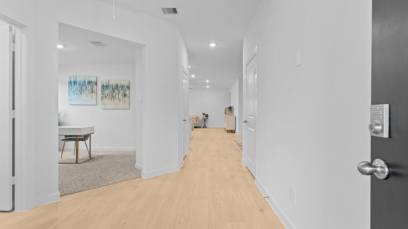 *Images and 3D tour are for illustration only and options may vary from home as built.