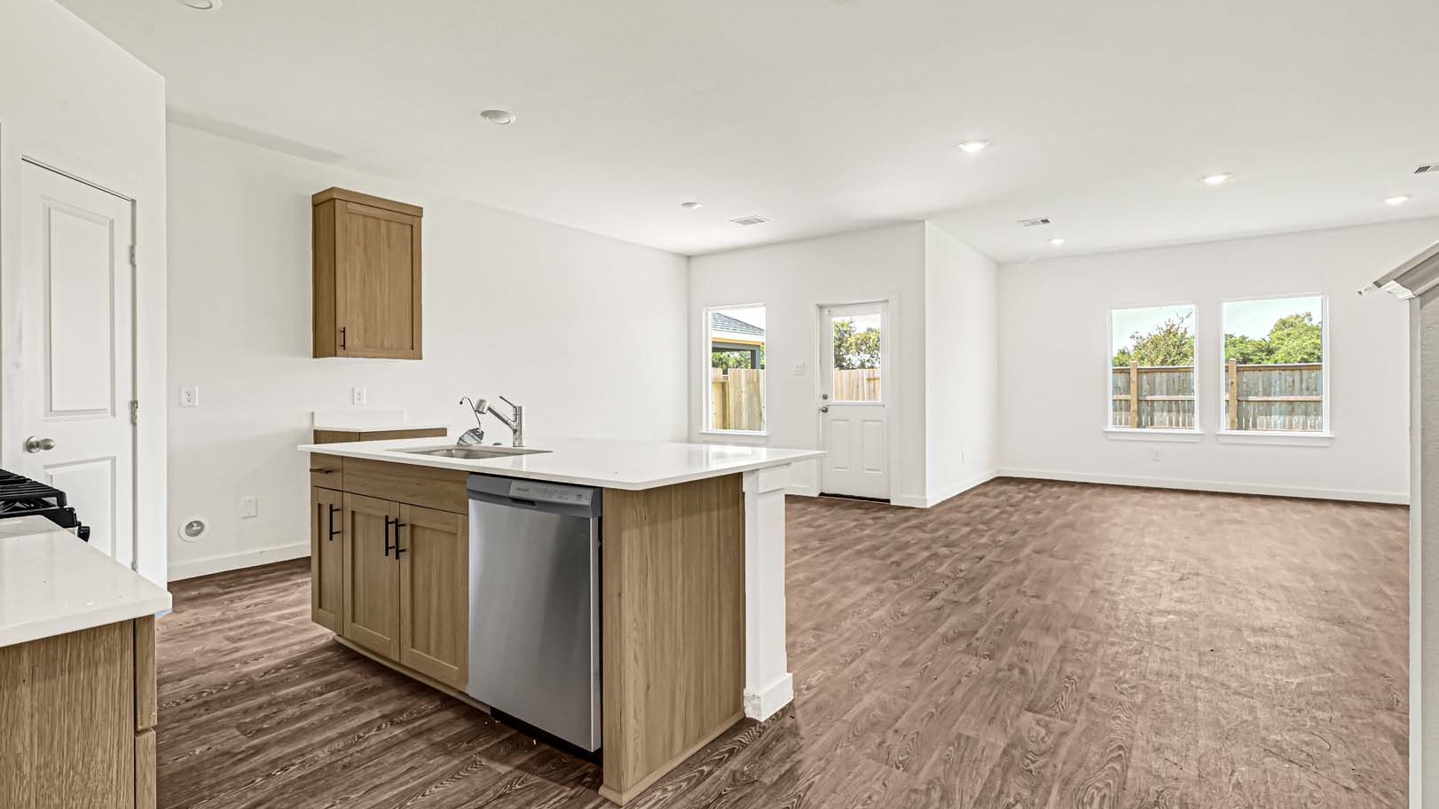 *Images and 3D tour are for illustration only and options may vary from home as built.