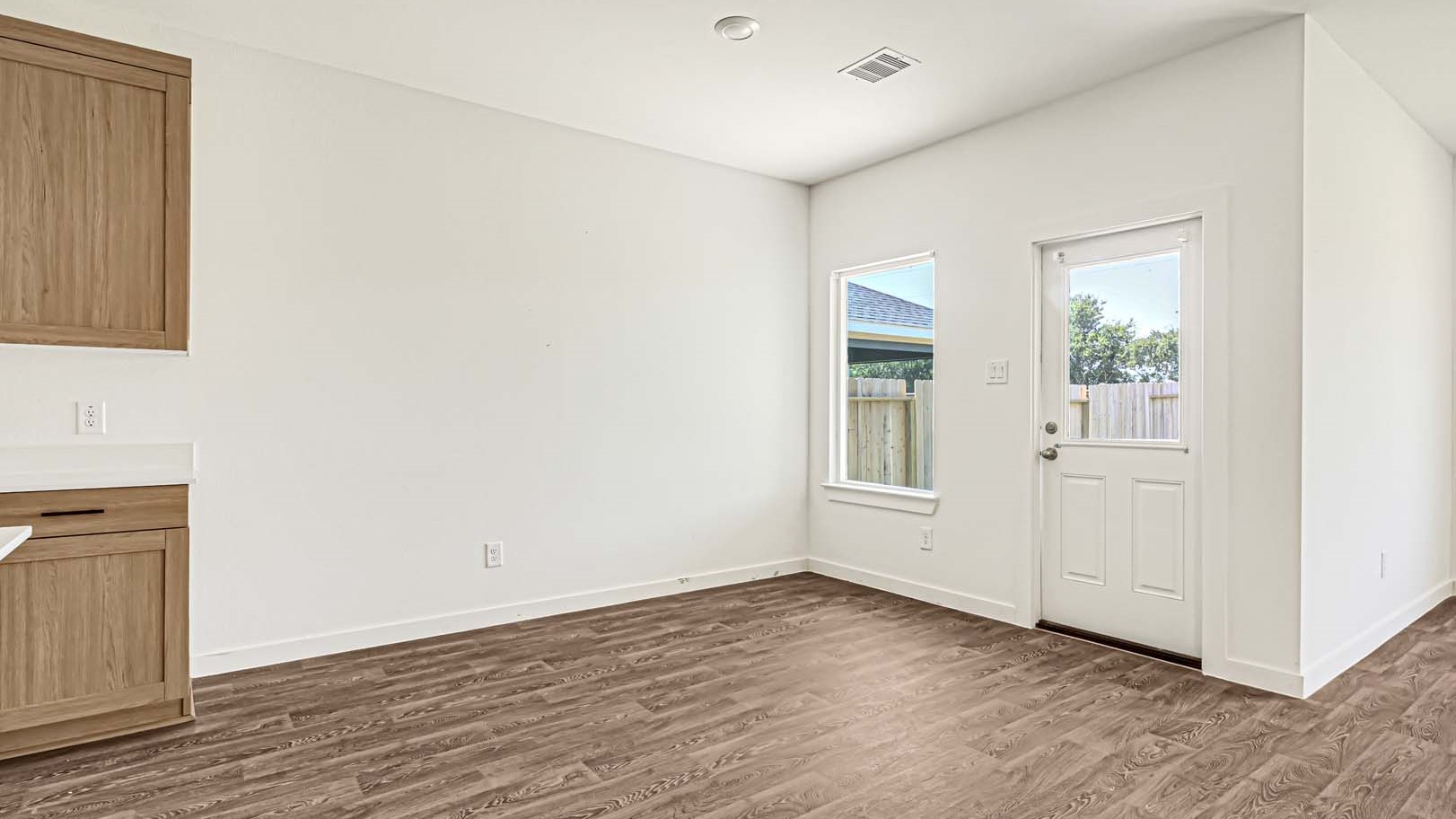 *Images and 3D tour are for illustration only and options may vary from home as built.