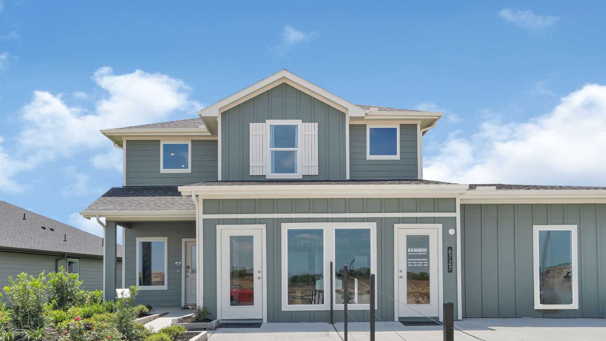 holly ridge exterior