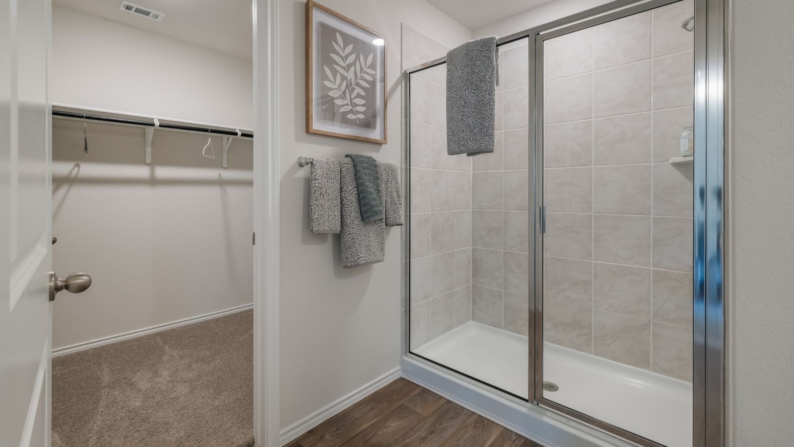 *Images and 3D tour are for illustration only and options may vary from home as built.