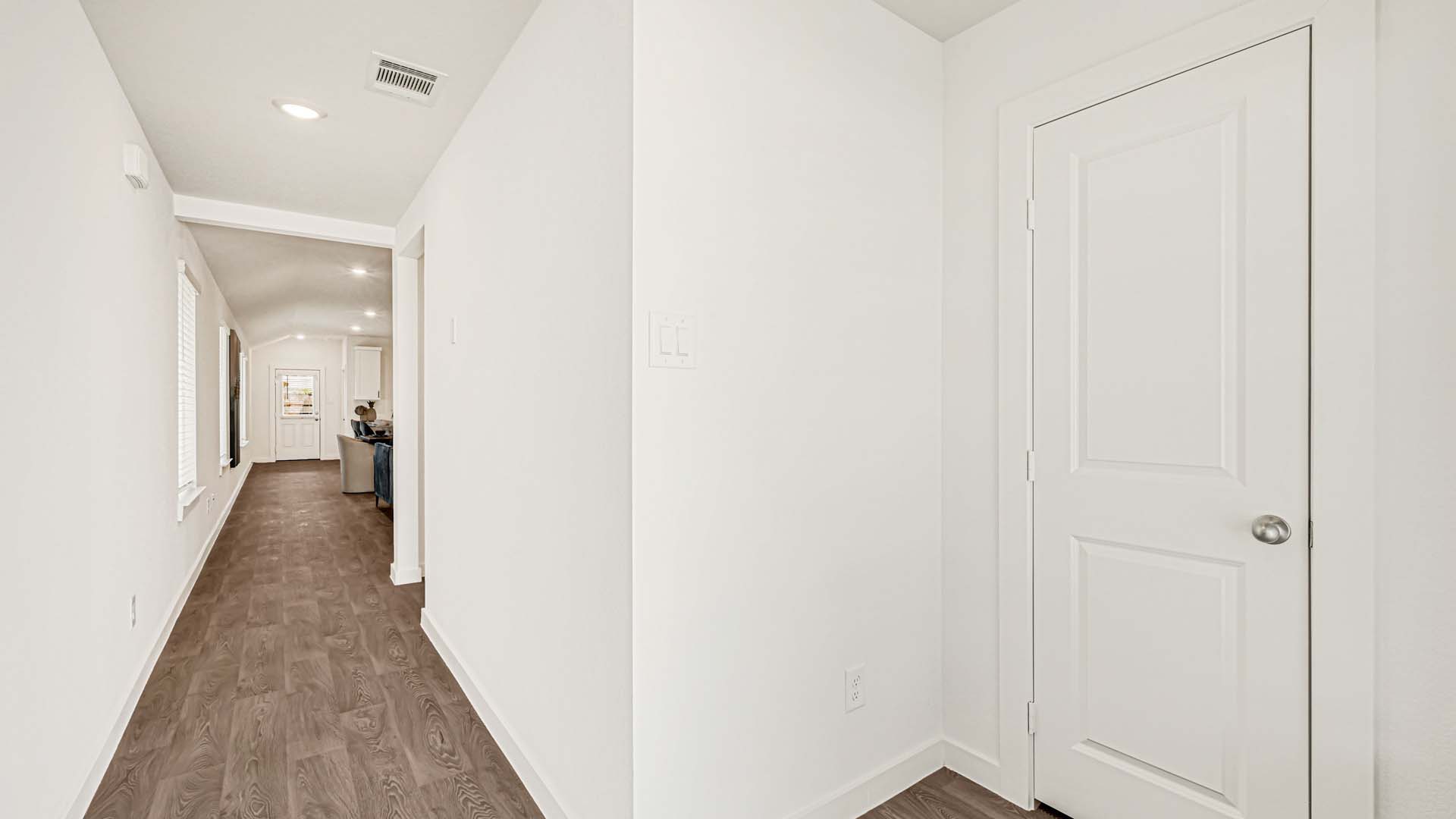 *Images and 3D tour are for illustration only and options may vary from home as built.