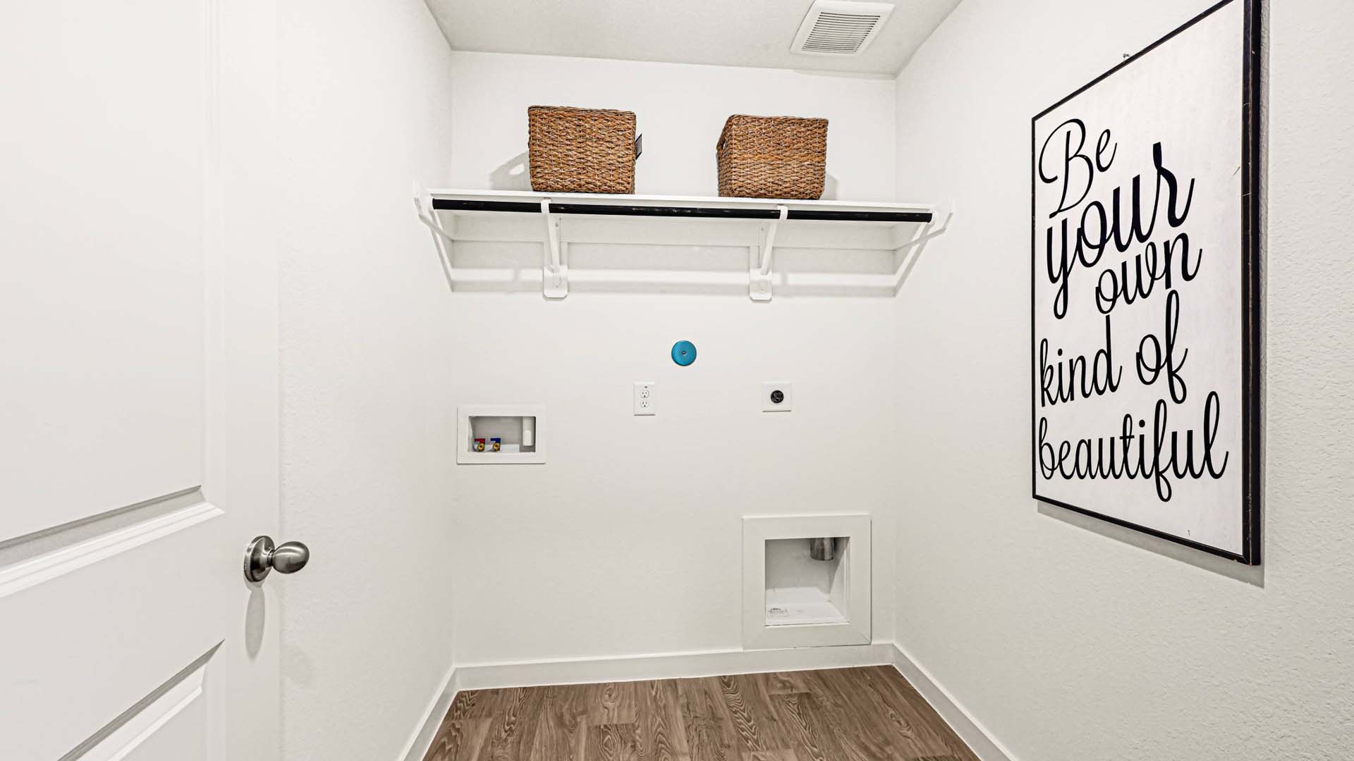 *Images and 3D tour are for illustration only and options may vary from home as built.