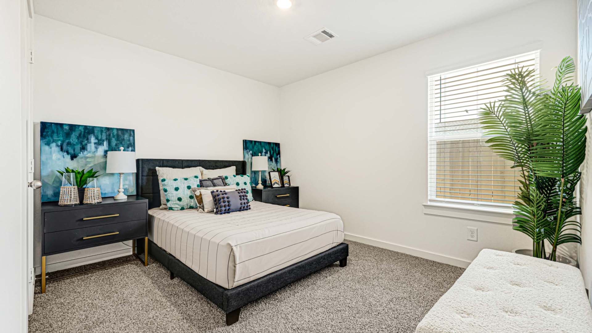 *Images and 3D tour are for illustration only and options may vary from home as built.