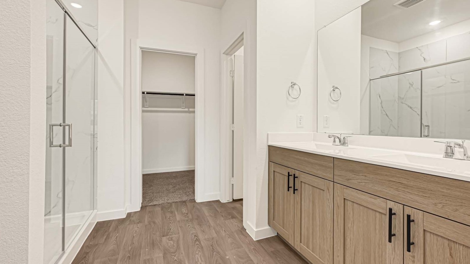 *Images and 3D tour are for illustration only and options may vary from home as built.