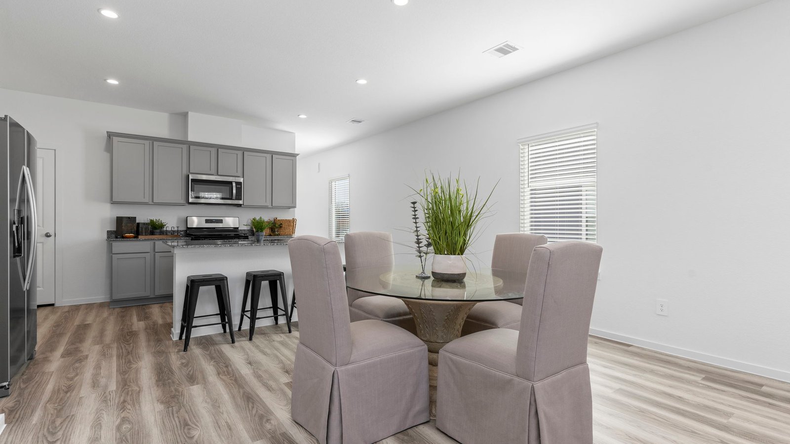 *Images and 3D tour are for illustration only and options may vary from home as built.