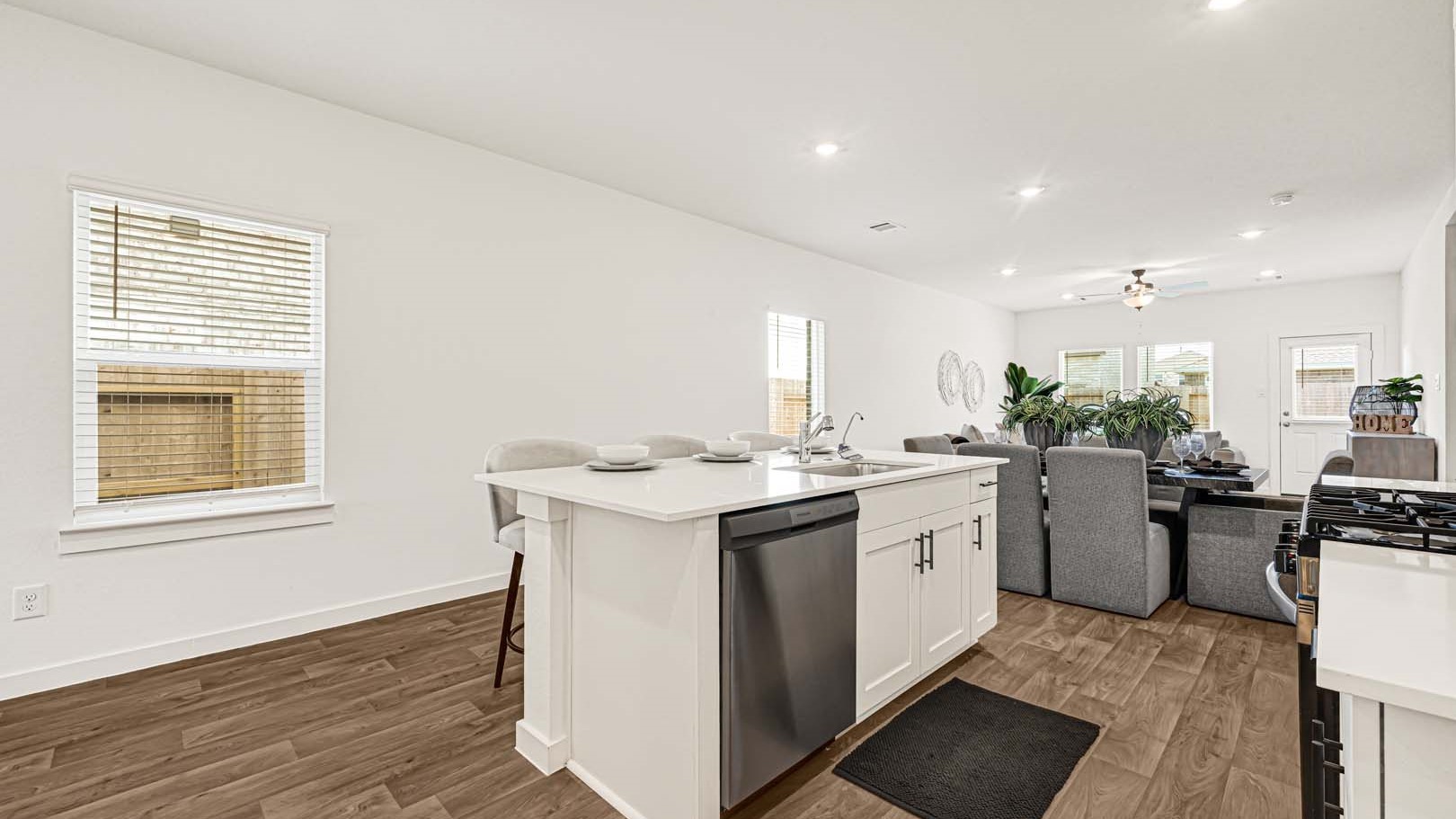 *Images and 3D tour are for illustration only and options may vary from home as built.