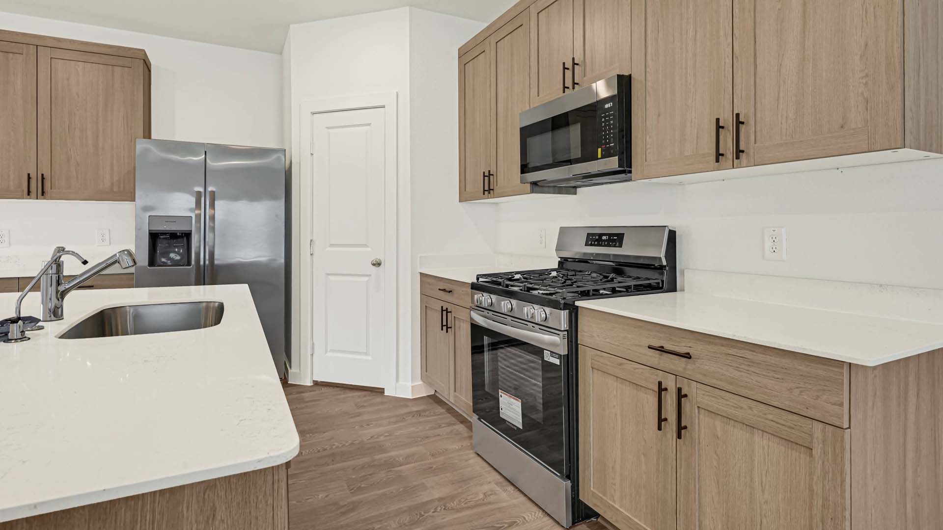 *Images and 3D tour are for illustration only and options may vary from home as built.