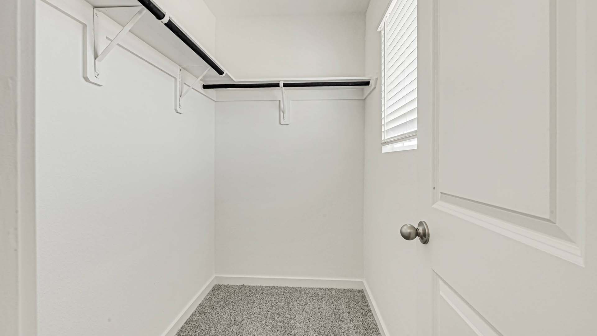 *Images and 3D tour are for illustration only and options may vary from home as built.