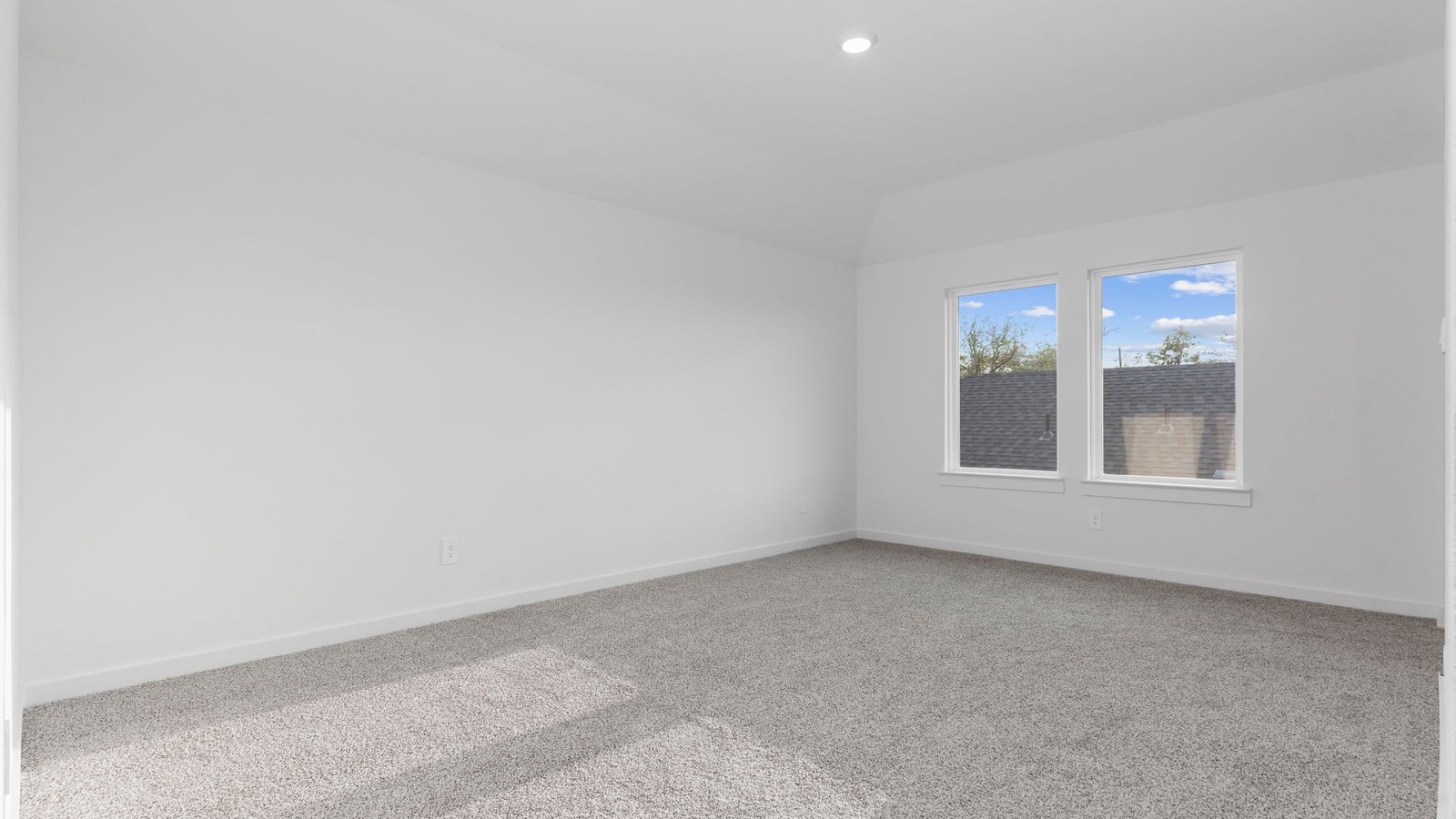 *Images and 3D tour are for illustration only and options may vary from home as built.