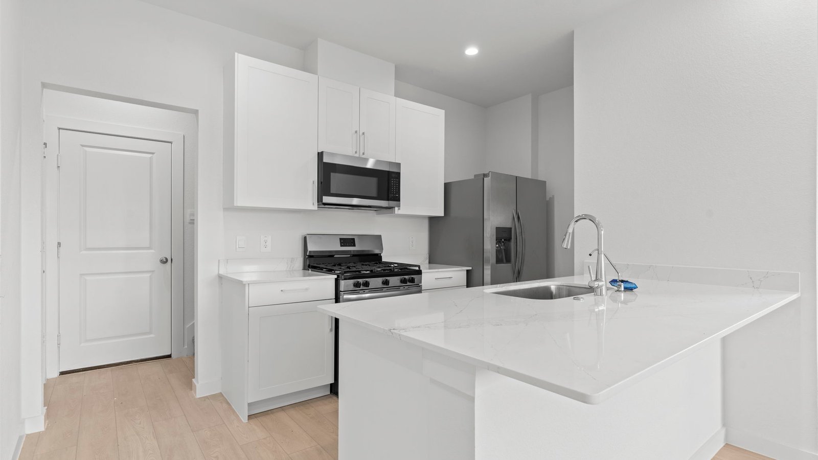 *Images and 3D tour are for illustration only and options may vary from home as built.