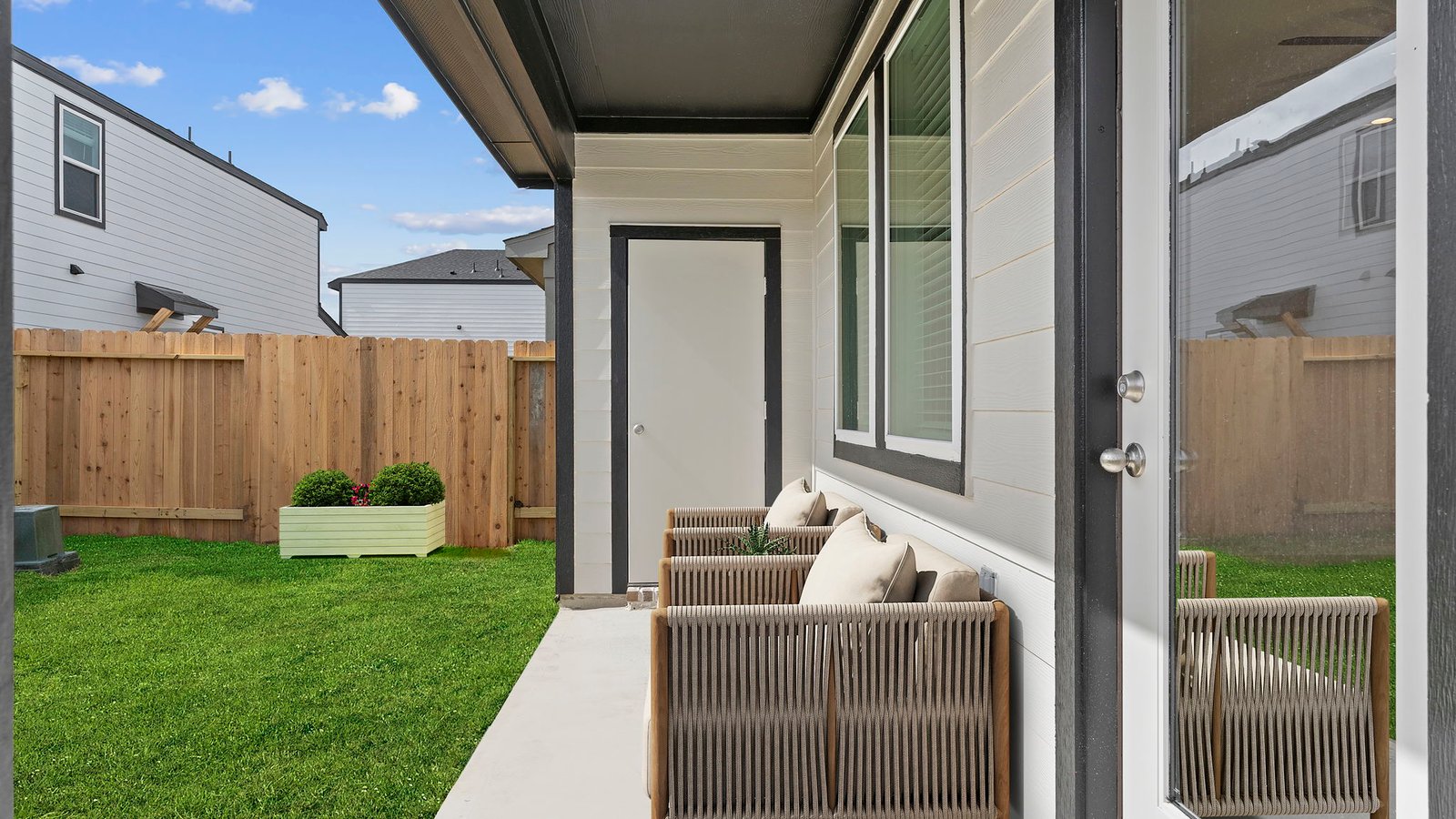 *Images and 3D tour are for illustration only and options may vary from home as built.