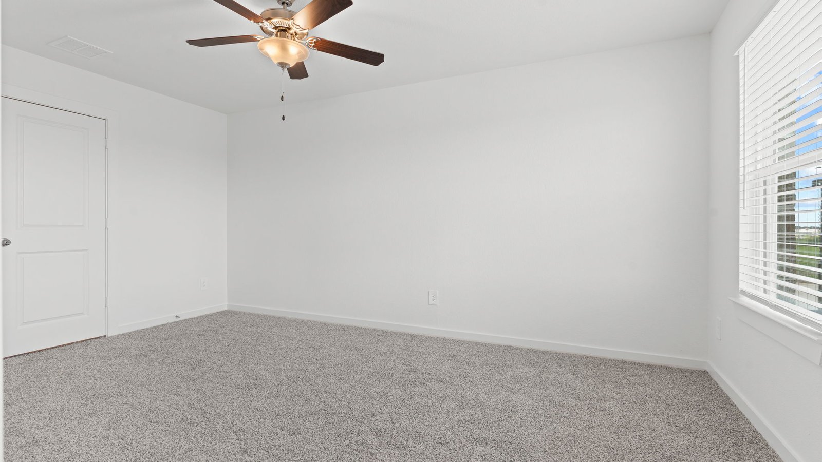 *Images and 3D tour are for illustration only and options may vary from home as built.