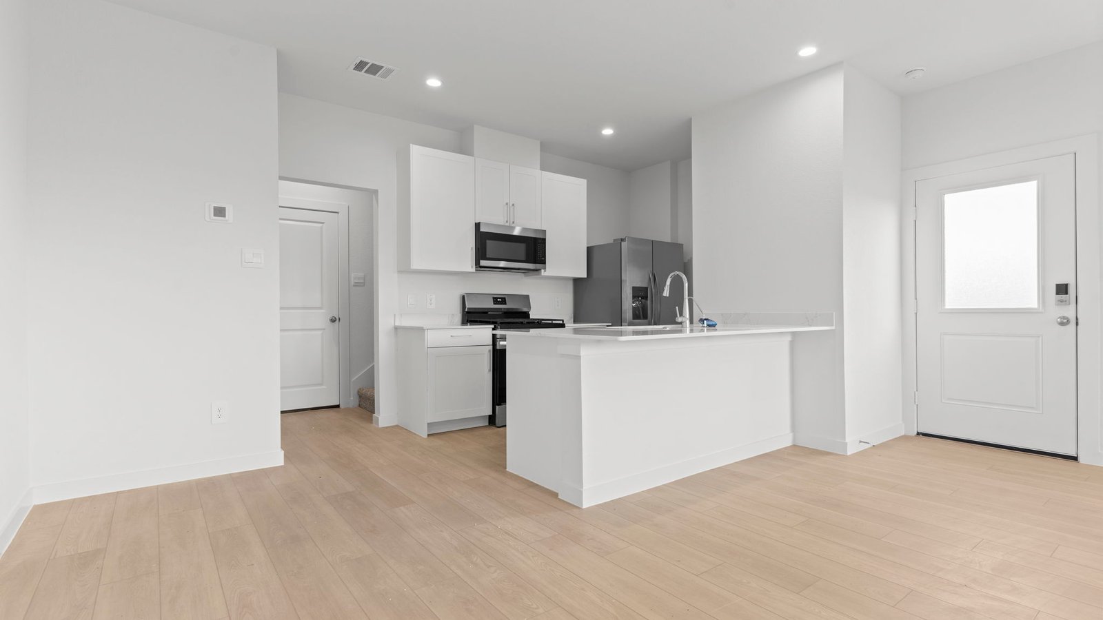 *Images and 3D tour are for illustration only and options may vary from home as built.