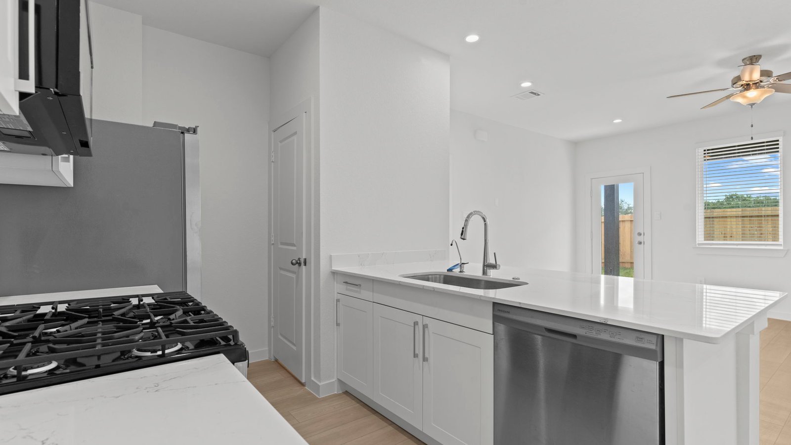 *Images and 3D tour are for illustration only and options may vary from home as built.