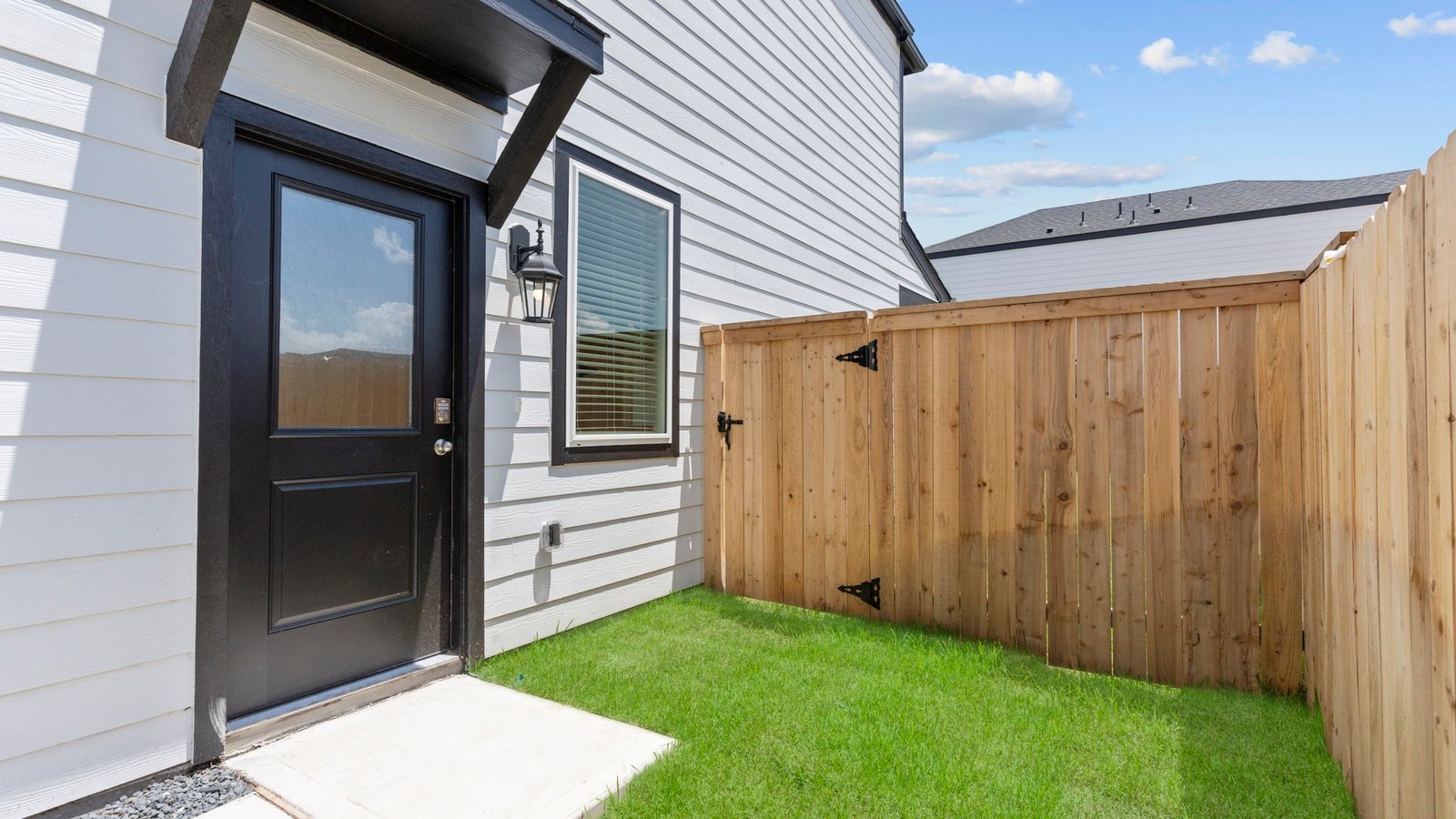 Available Home in Lexington Village | MISSOURI CITY, TX