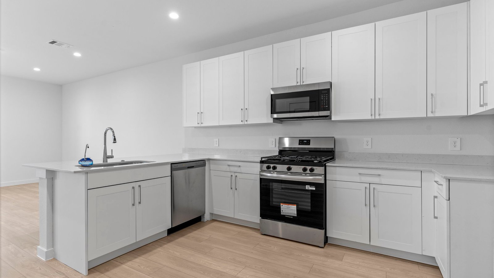 *Images and 3D tour are for illustration only and options may vary from home as built.
