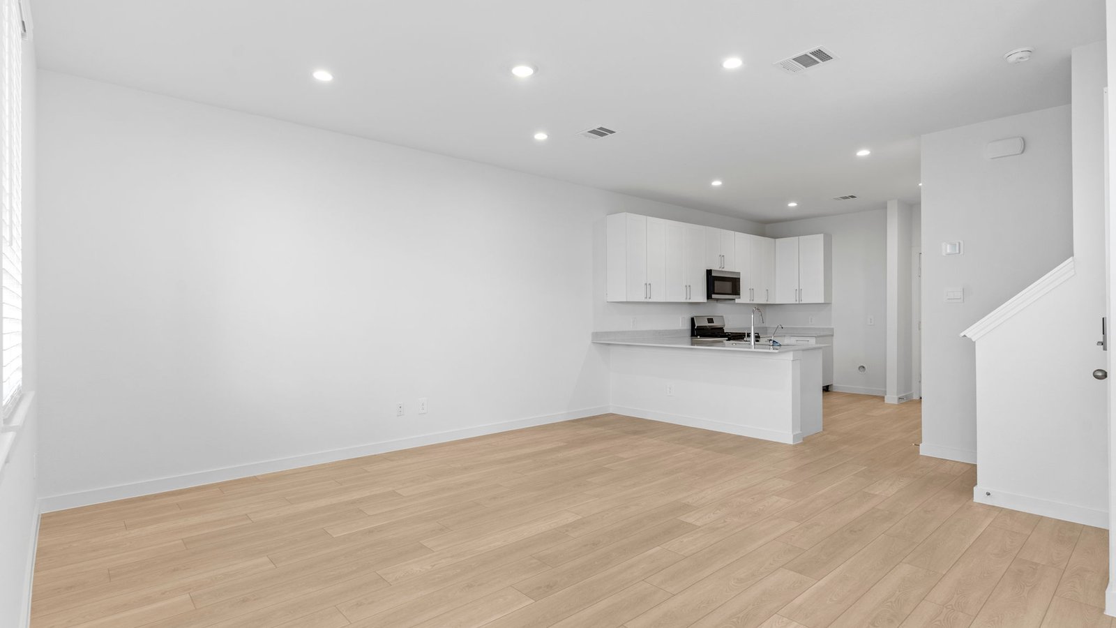 *Images and 3D tour are for illustration only and options may vary from home as built.