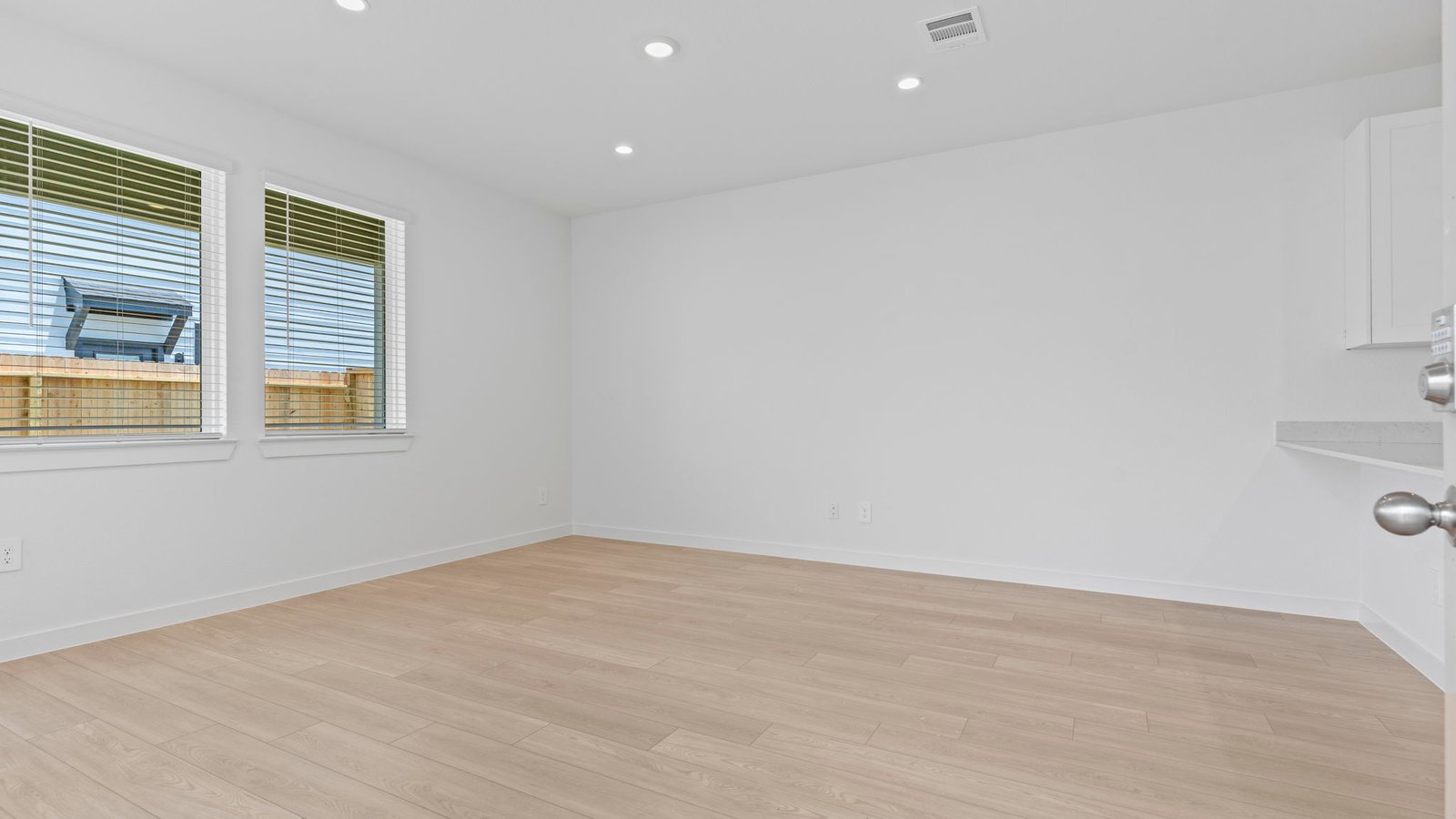 *Images and 3D tour are for illustration only and options may vary from home as built.