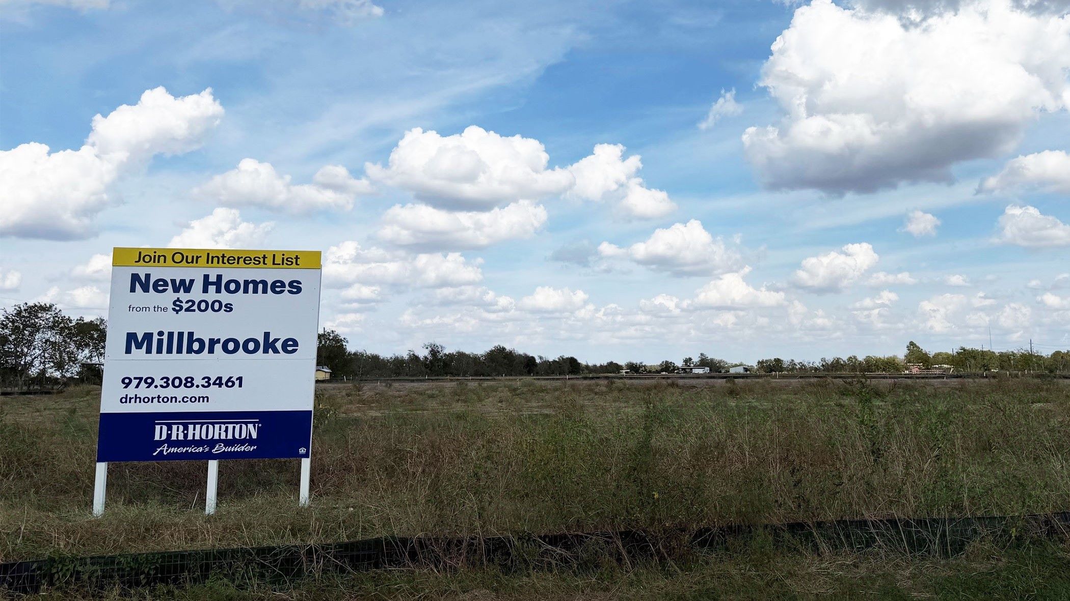 Millbrooke Coming soon sign