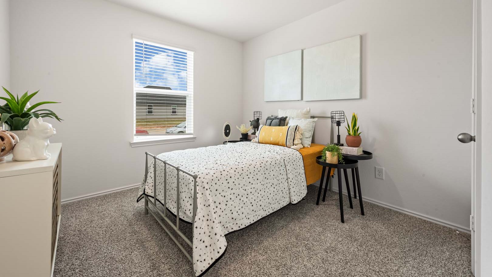 *Images and 3D tour are for illustration only and options may vary from home as built.