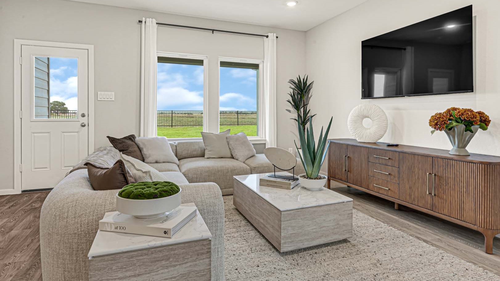 *Images and 3D tour are for illustration only and options may vary from home as built.