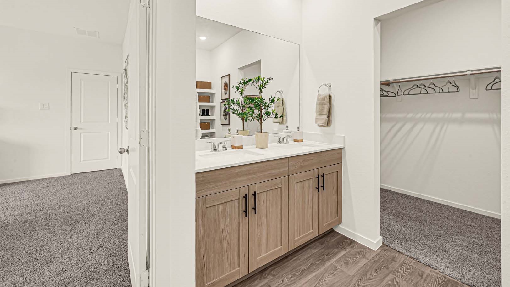 *Images and 3D tour are for illustration only and options may vary from home as built.