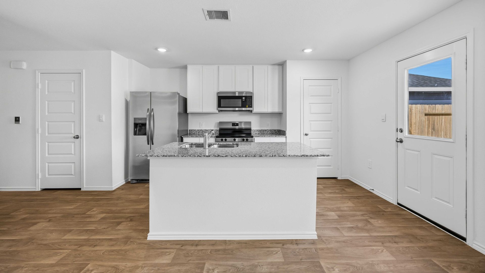 *Images and 3D tour are for illustration only and options may vary from home as built.