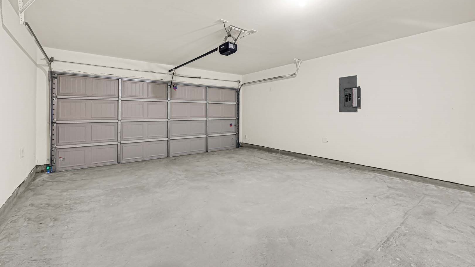 *Images and 3D tour are for illustration only and options may vary from home as built.