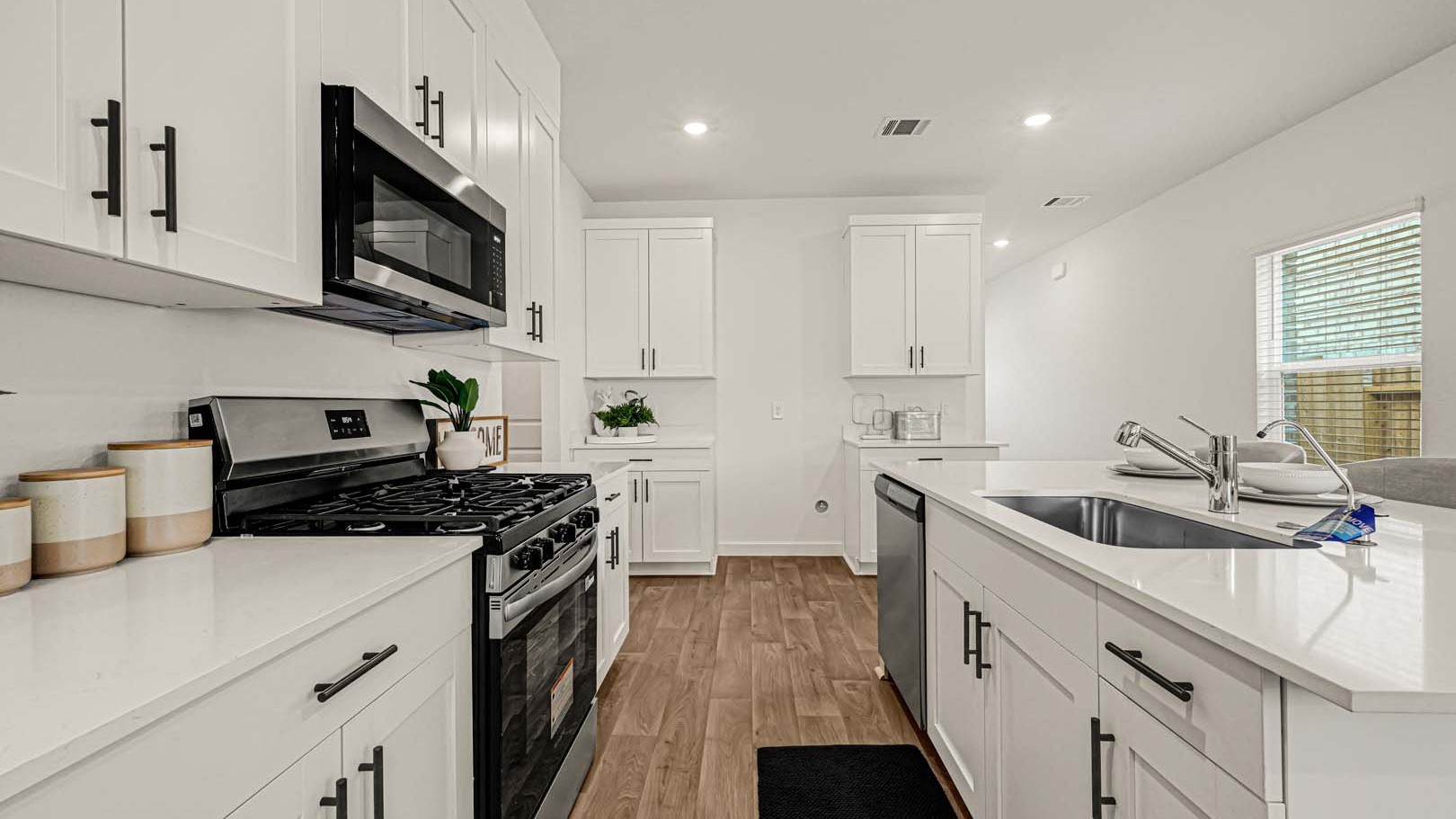 *Images and 3D tour are for illustration only and options may vary from home as built.