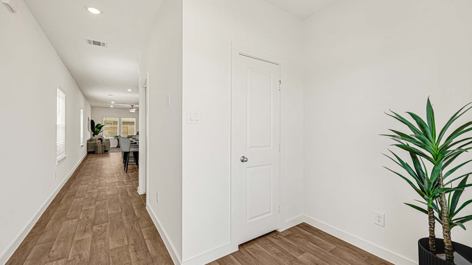 *Images and 3D tour are for illustration only and options may vary from home as built.