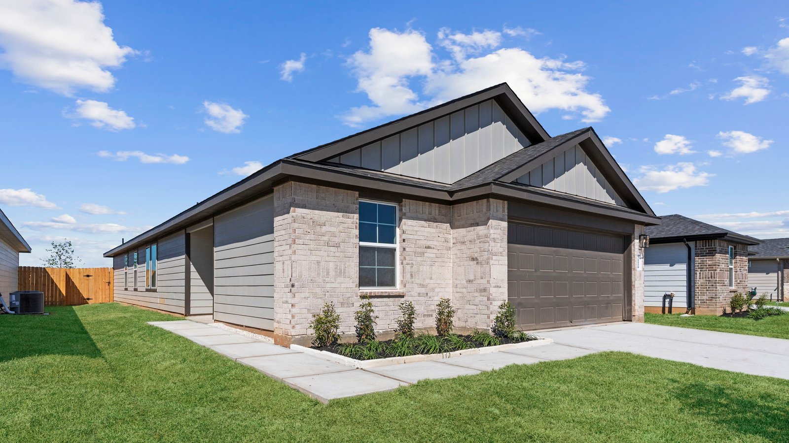 10722 Dogwood Sky Dr exterior