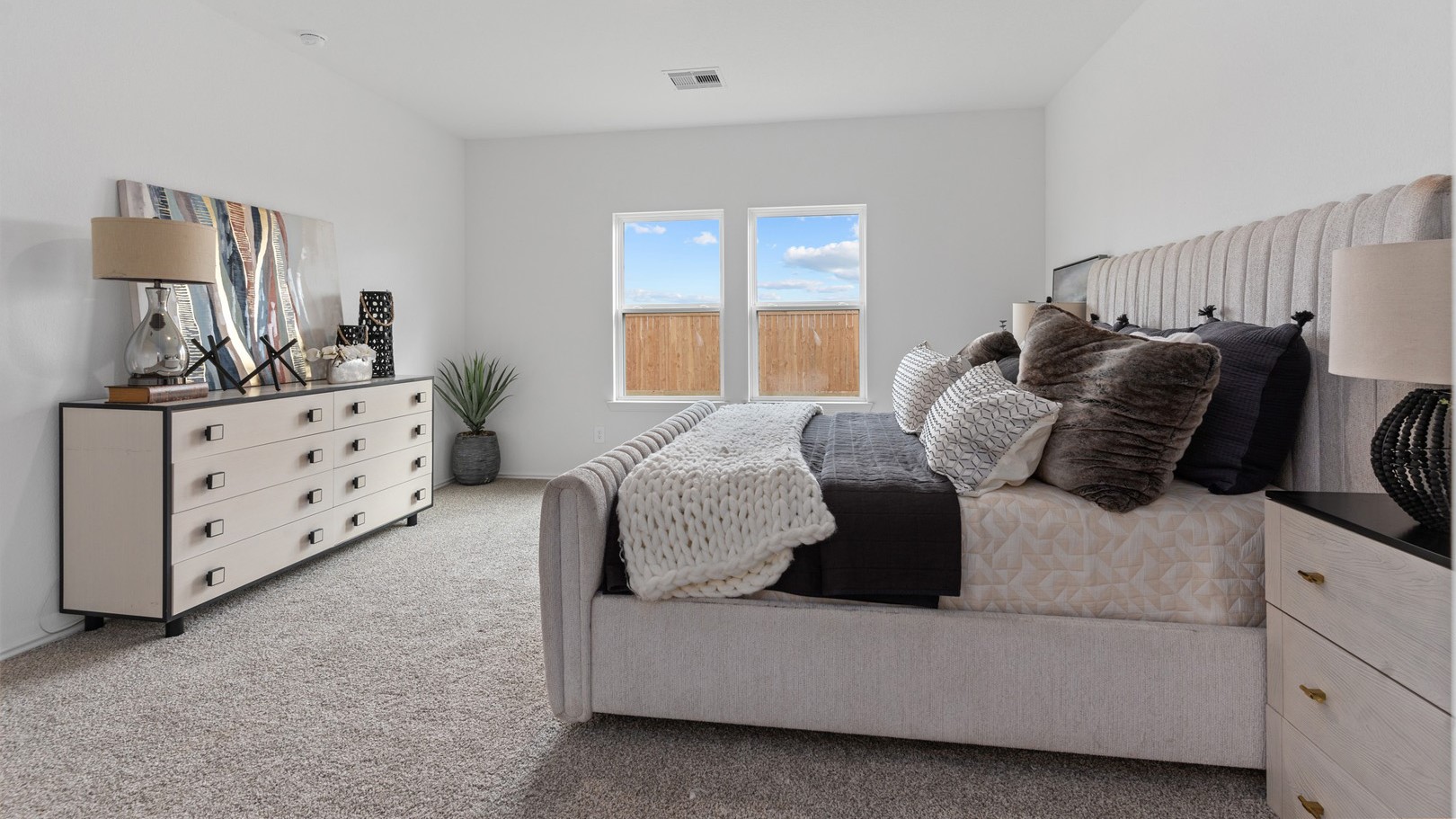 *Images and 3D tour are for illustration only and options may vary from home as built.