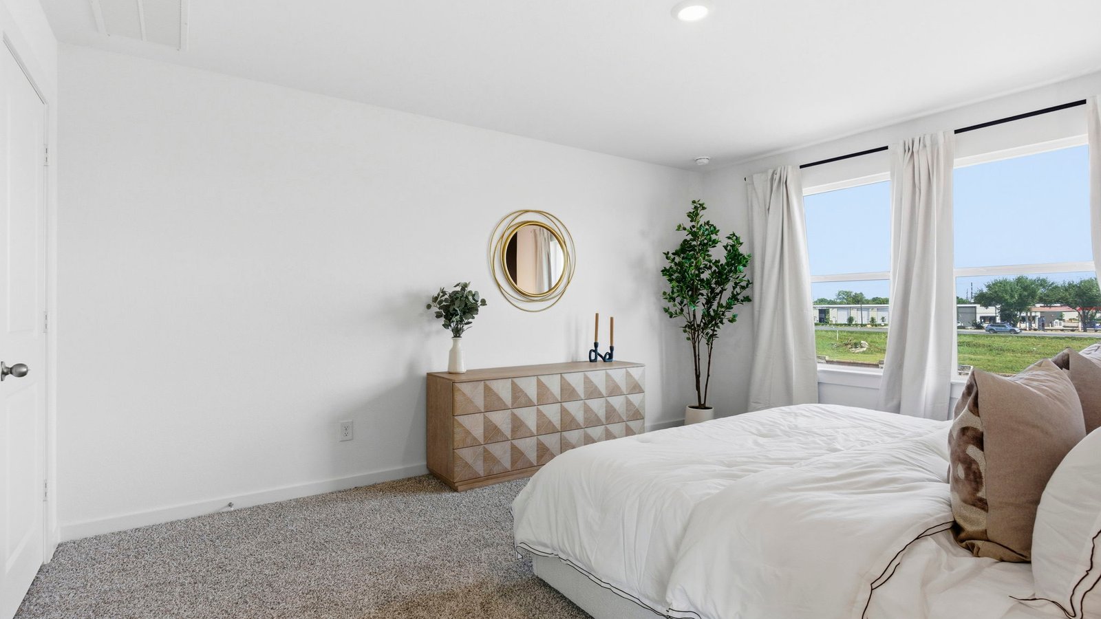 spacious primary bedroom