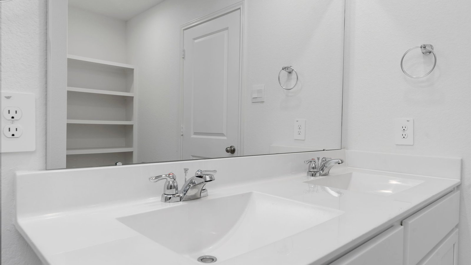 *Images and 3D tour are for illustration only and options may vary from home as built.