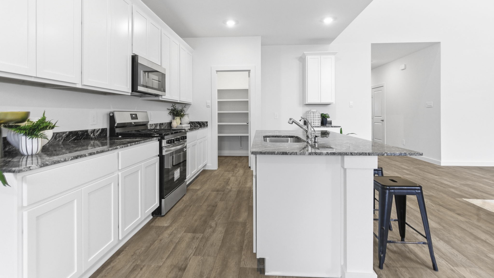 *Images and 3D tour are for illustration only and options may vary from home as built.