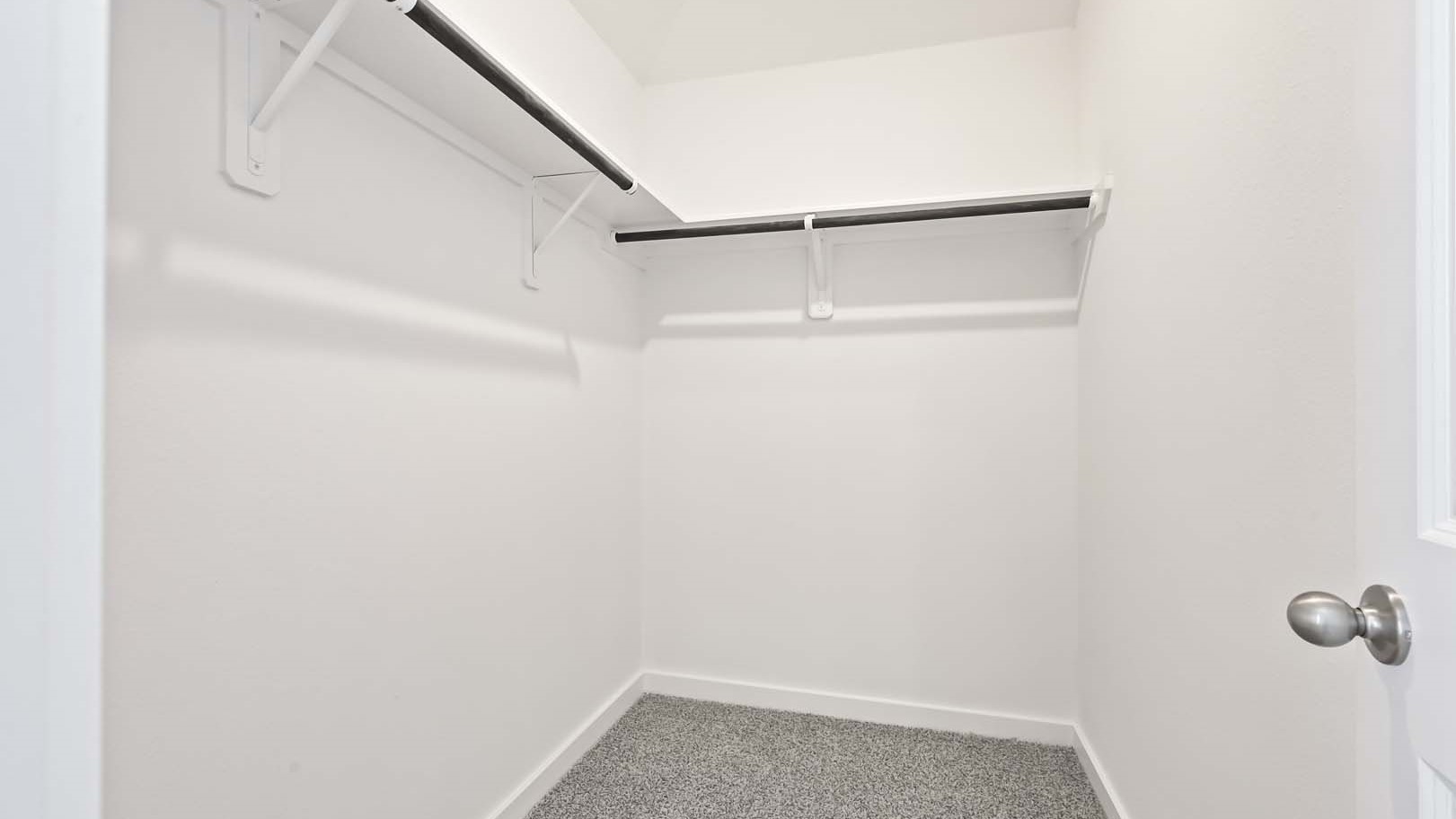 *Images and 3D tour are for illustration only and options may vary from home as built.